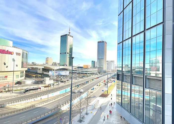 Central Warsaw Gem